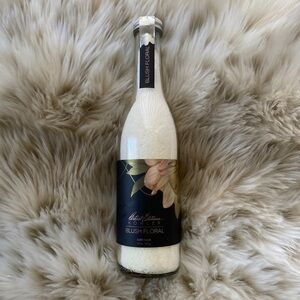 NWT - Kohler - blush floral bath soak salt